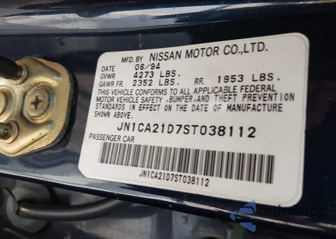 1995 Nissan Maxima Gle/Gxe/Se z USA, uszkodzony, nr VIN JN1CA21D7ST038112